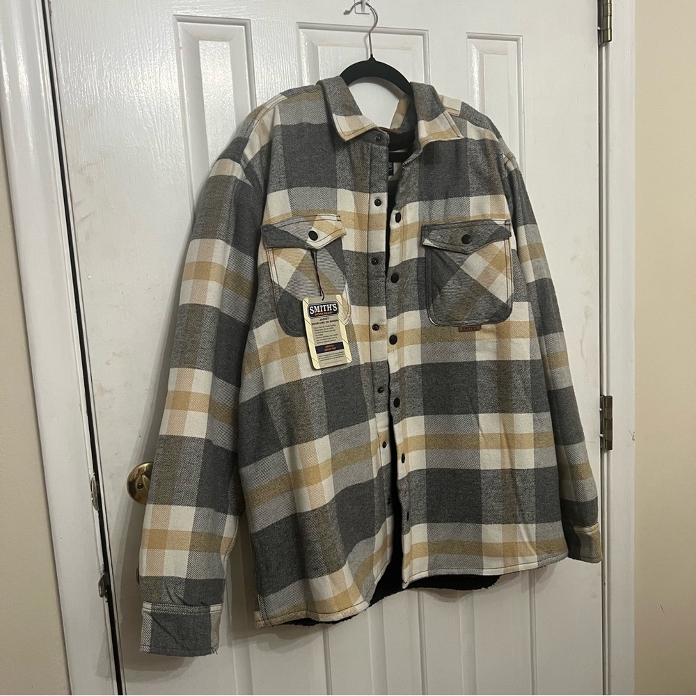 Smith's Sherpa-Lined Flannel Jacket in Gray and Tan